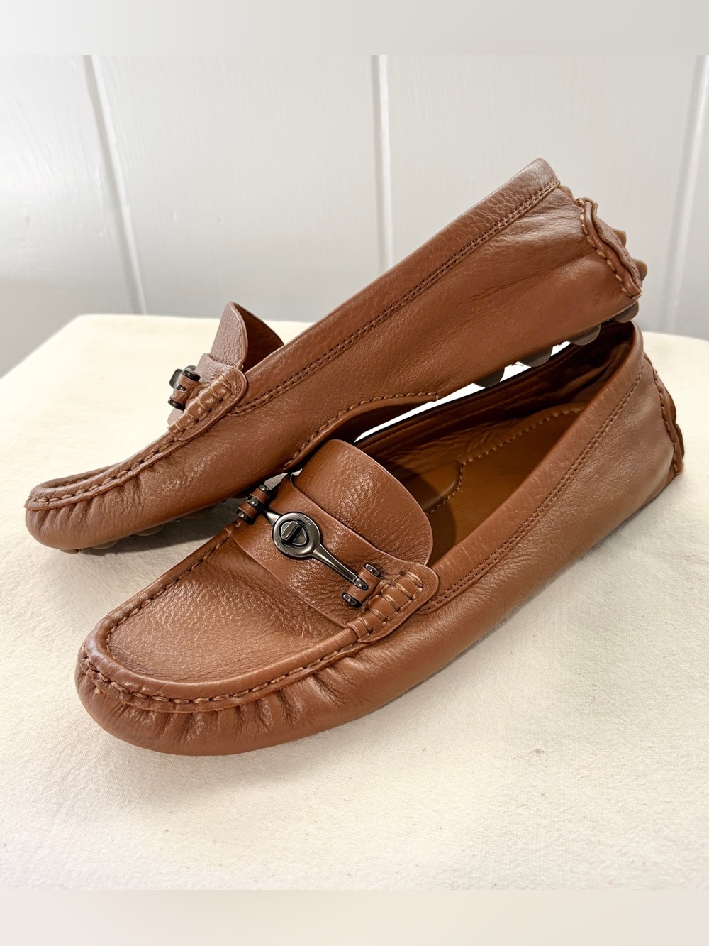 Coach Womens Brown Leather Slip-on Loafers Size 10B Logo Plate Rubber Sole